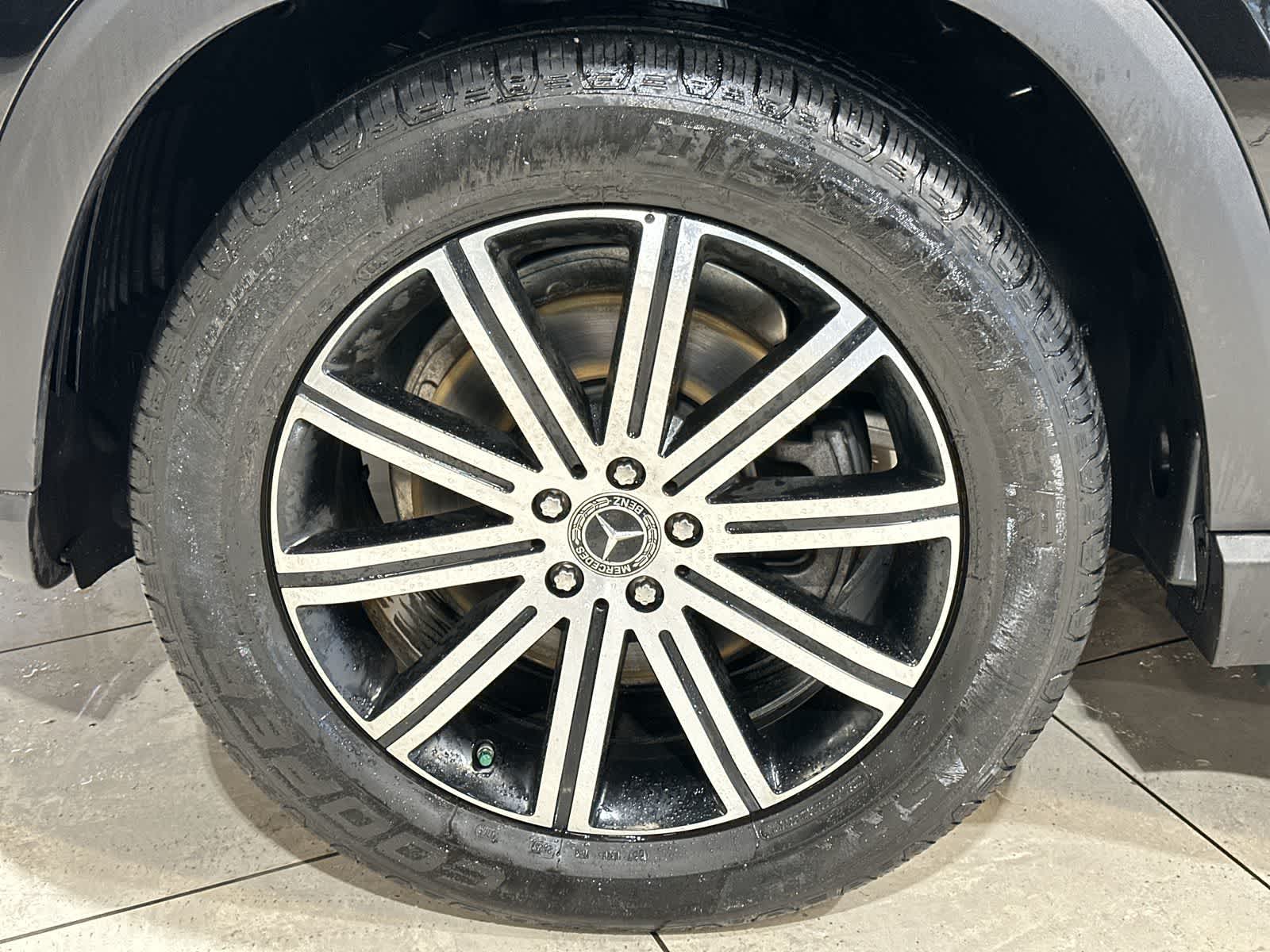 Thumbnail: 2026 Mercedes-Benz GLE - 20