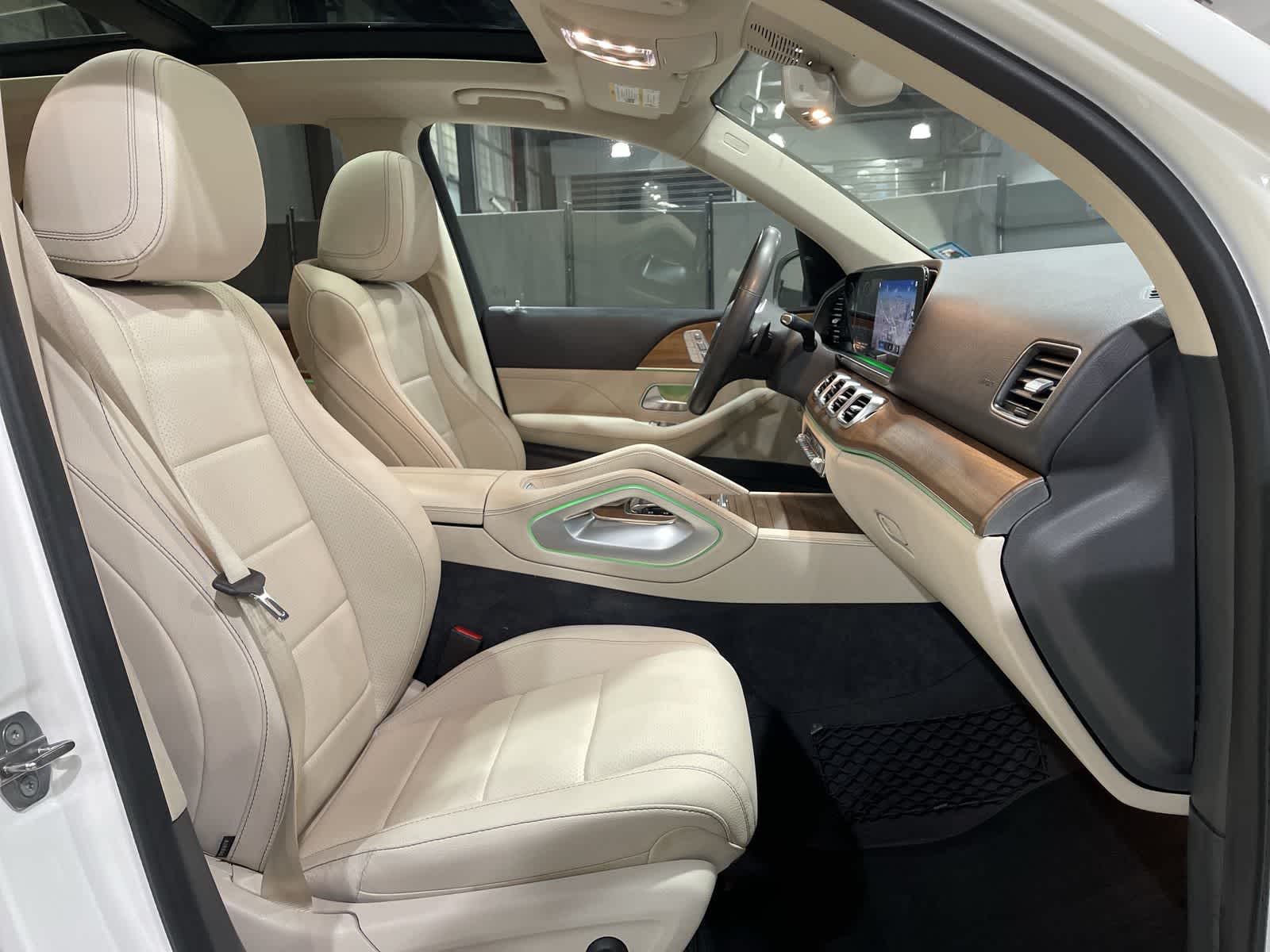 Thumbnail: 2020 Mercedes-Benz GLE - 26