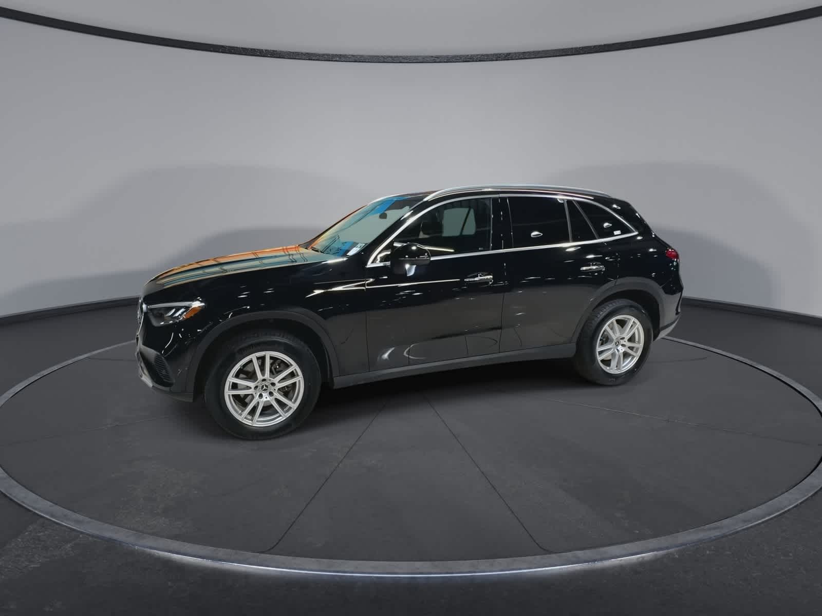 Thumbnail: 2023 Mercedes-Benz GLC - 5