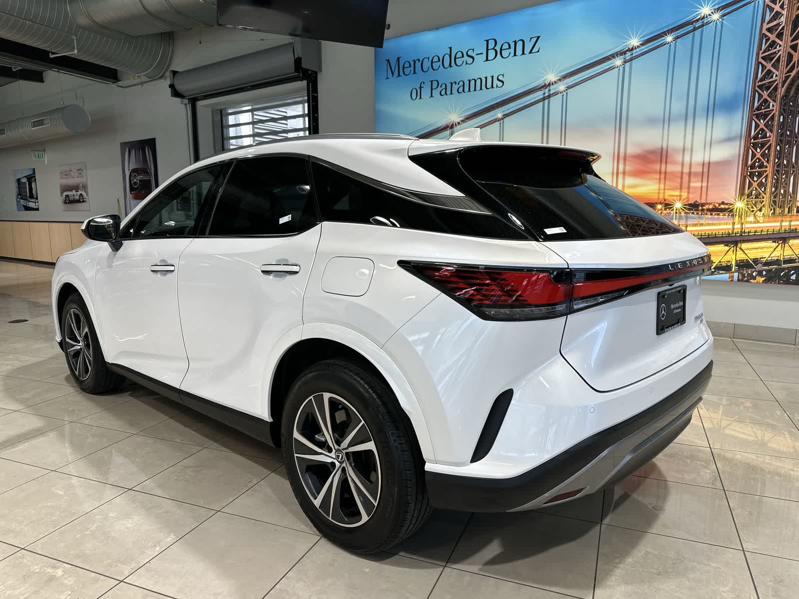 Thumbnail: 2023 Lexus RX - 16