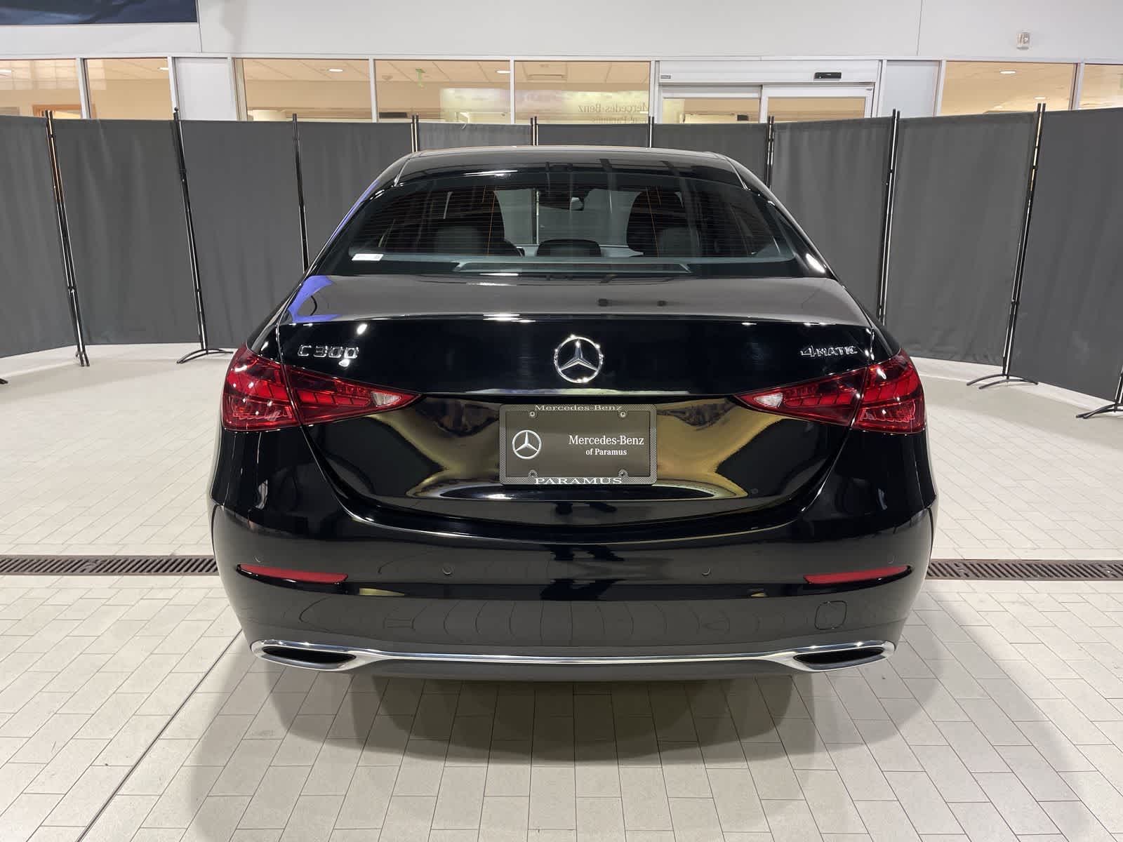 Thumbnail: 2022 Mercedes-Benz C-Class - 17