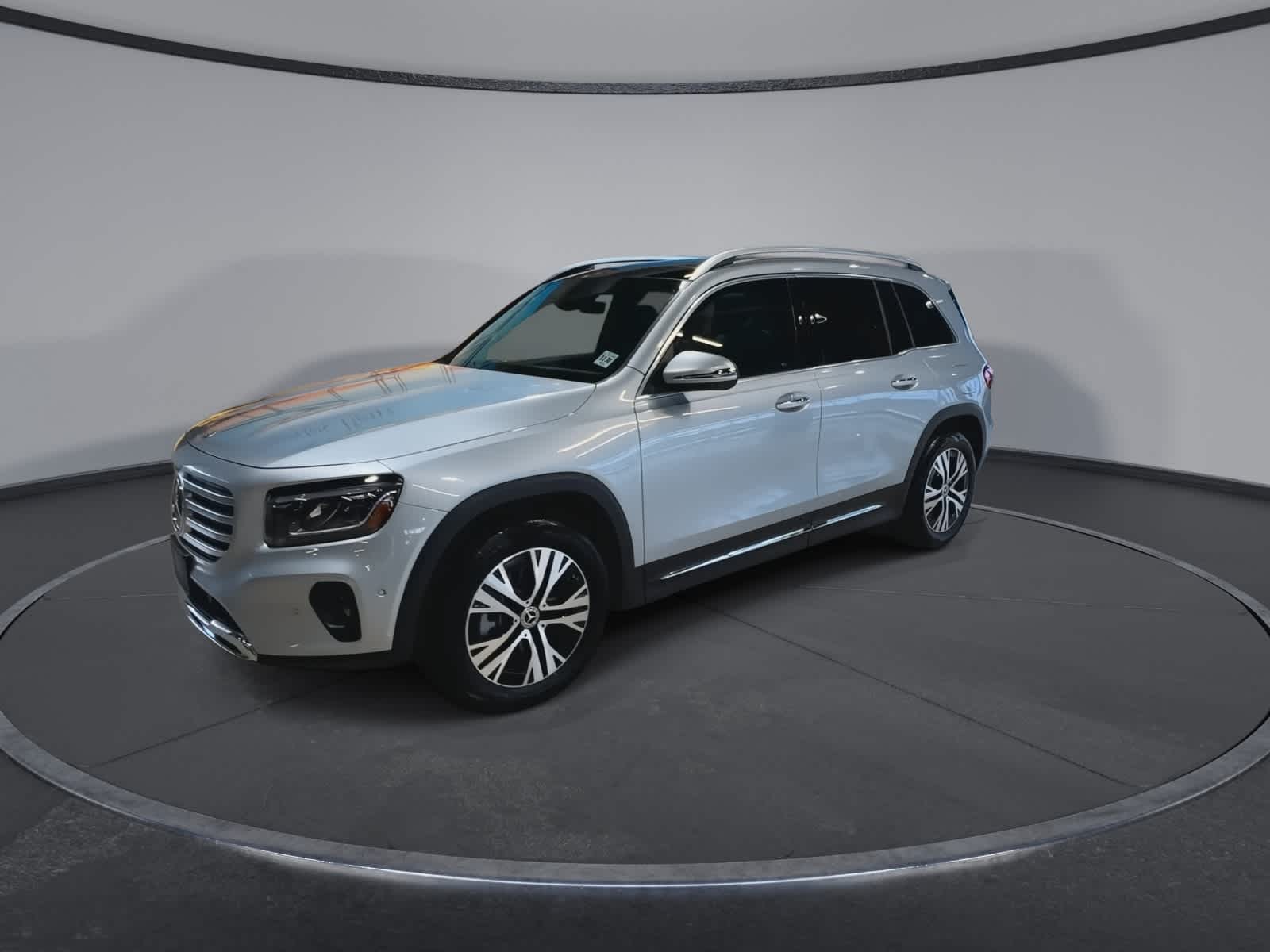 Thumbnail: 2026 Mercedes-Benz GLB - 5