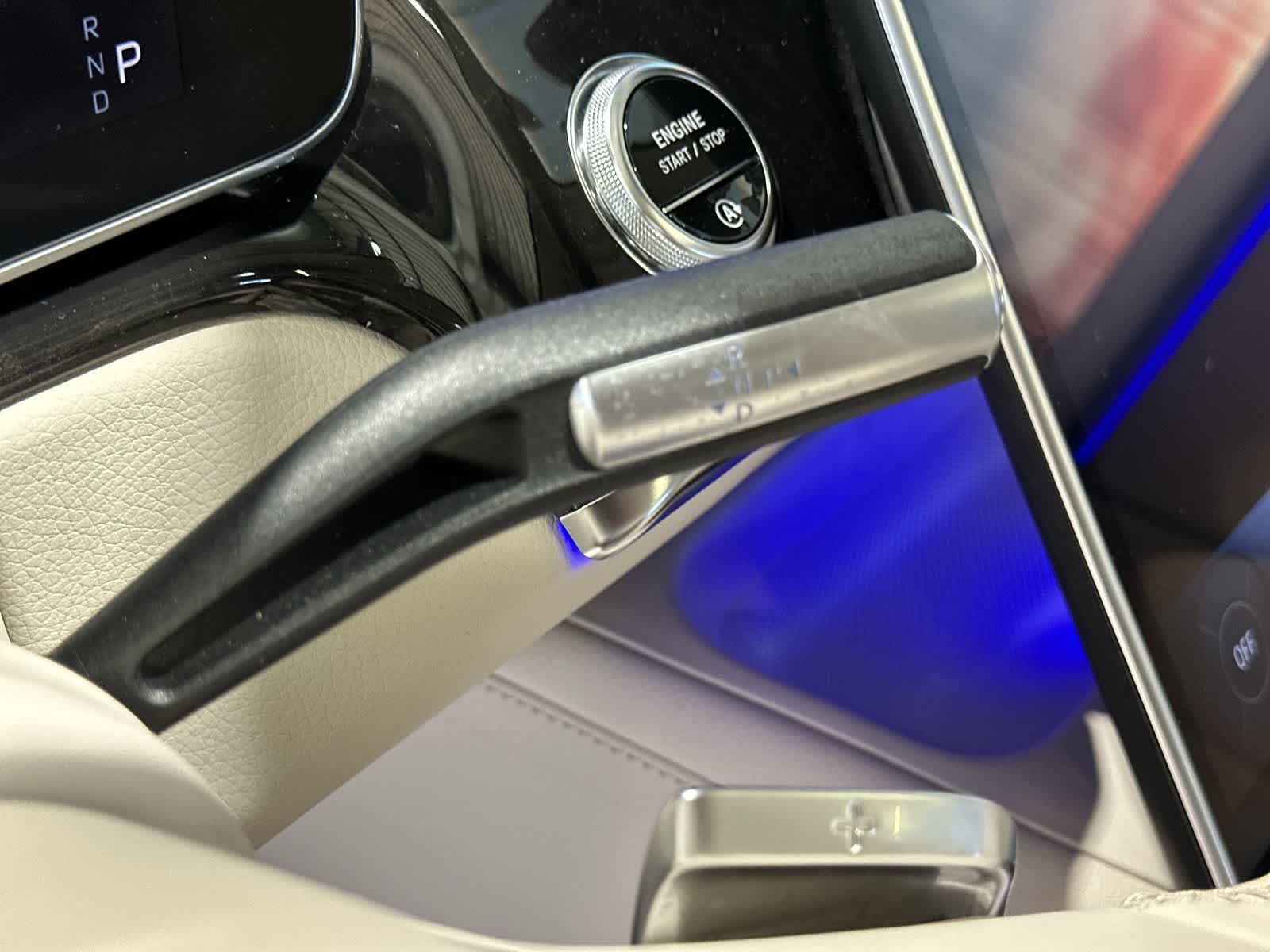 Thumbnail: 2023 Mercedes-Benz S-Class - 29