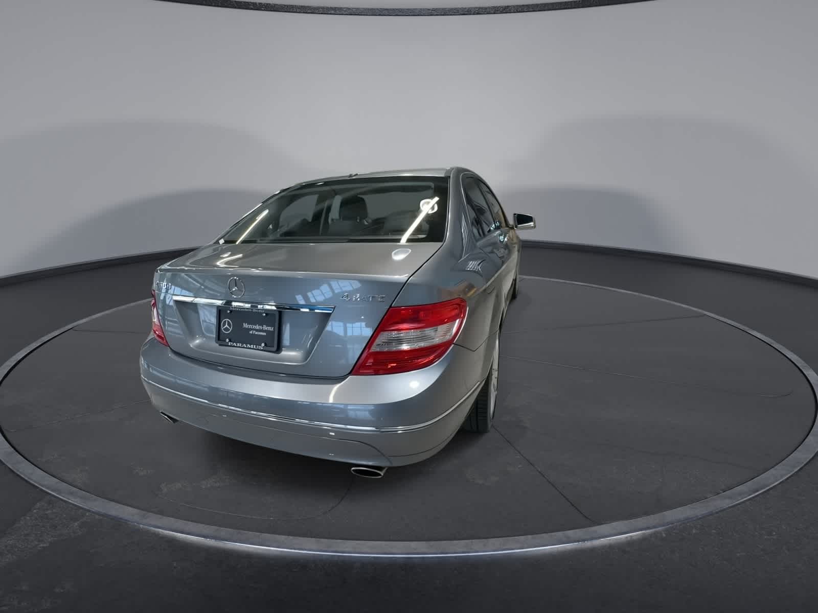Thumbnail: 2011 Mercedes-Benz C-Class - 10