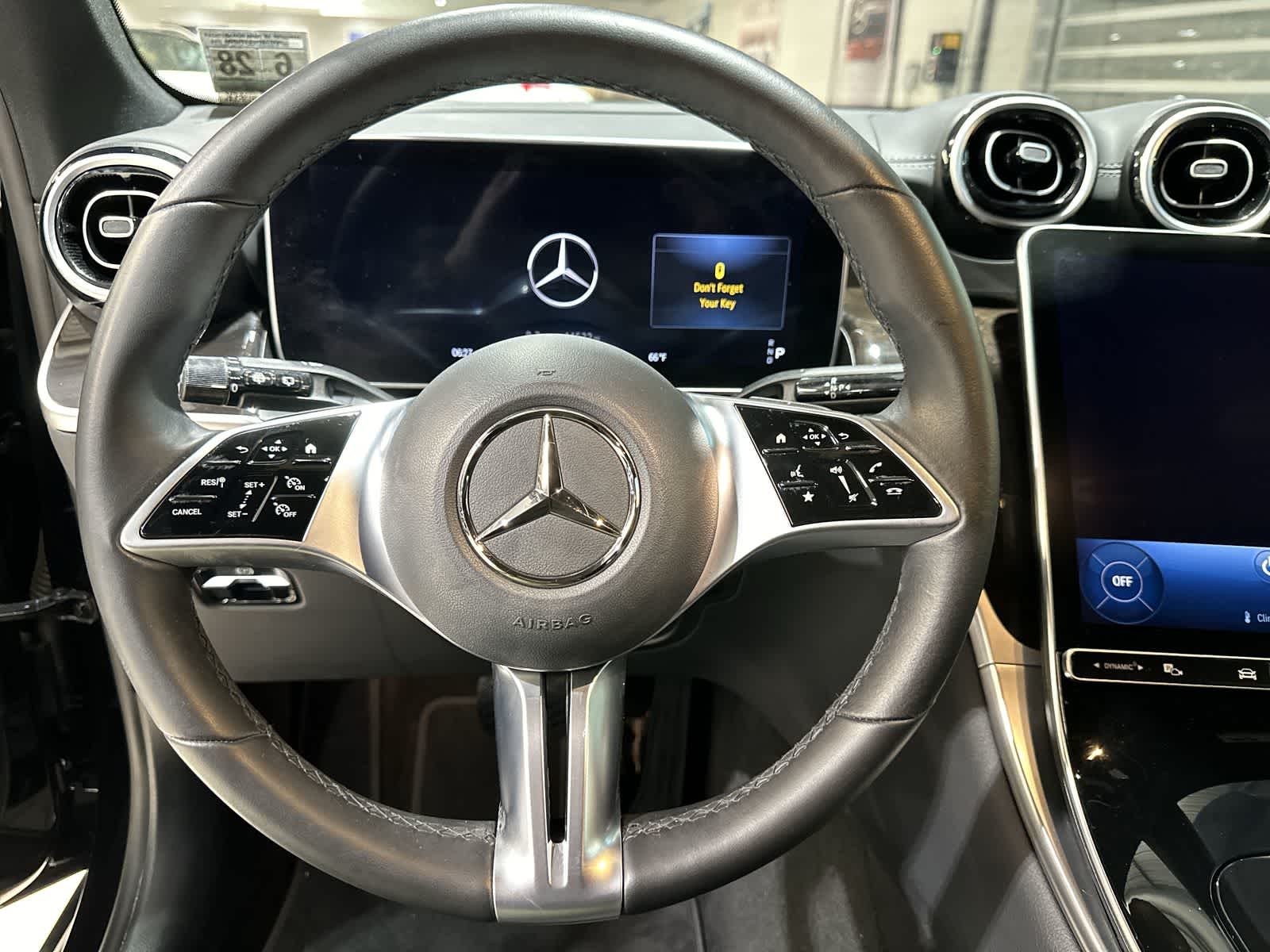 Thumbnail: 2023 Mercedes-Benz GLC - 27