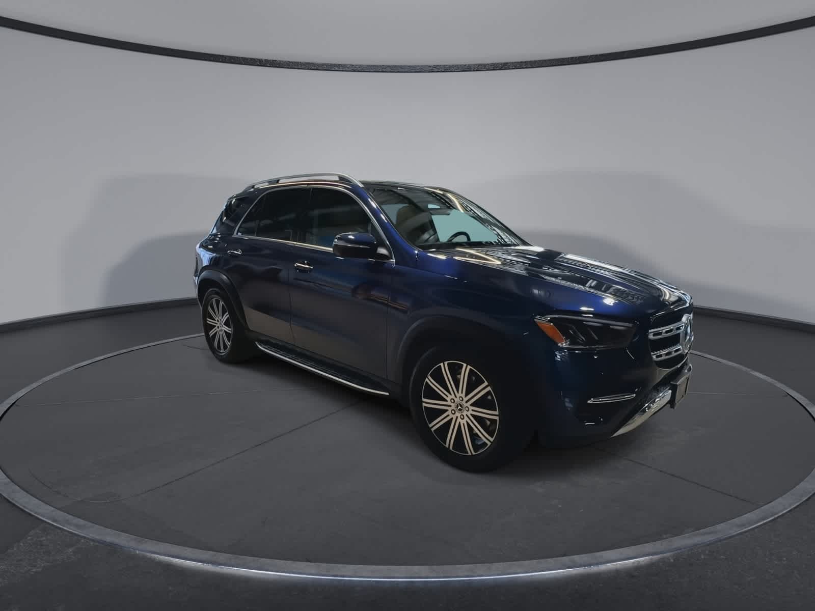 Thumbnail: 2026 Mercedes-Benz GLE - 2