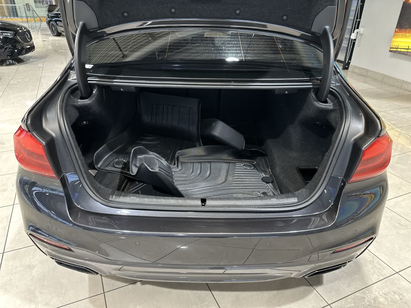Thumbnail: 2018 BMW 5 Series - 30