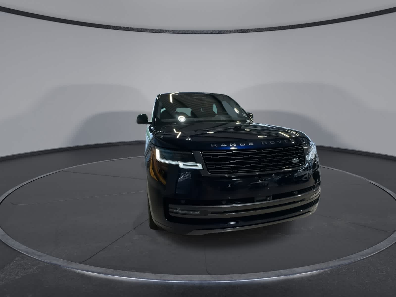 Thumbnail: 2024 Land Rover Range Rover - 2