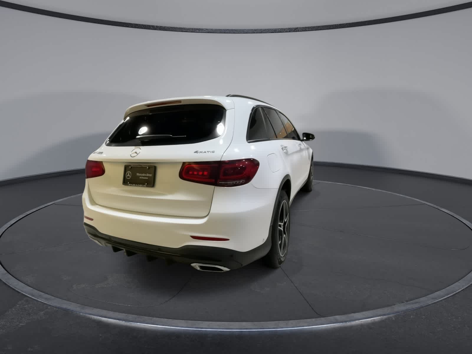 Thumbnail: 2022 Mercedes-Benz GLC - 11