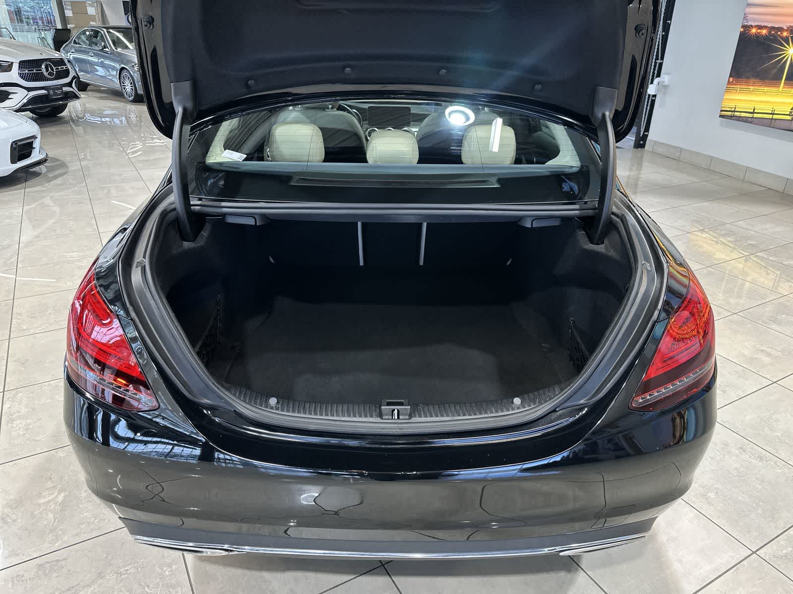 Thumbnail: 2019 Mercedes-Benz C-Class - 31