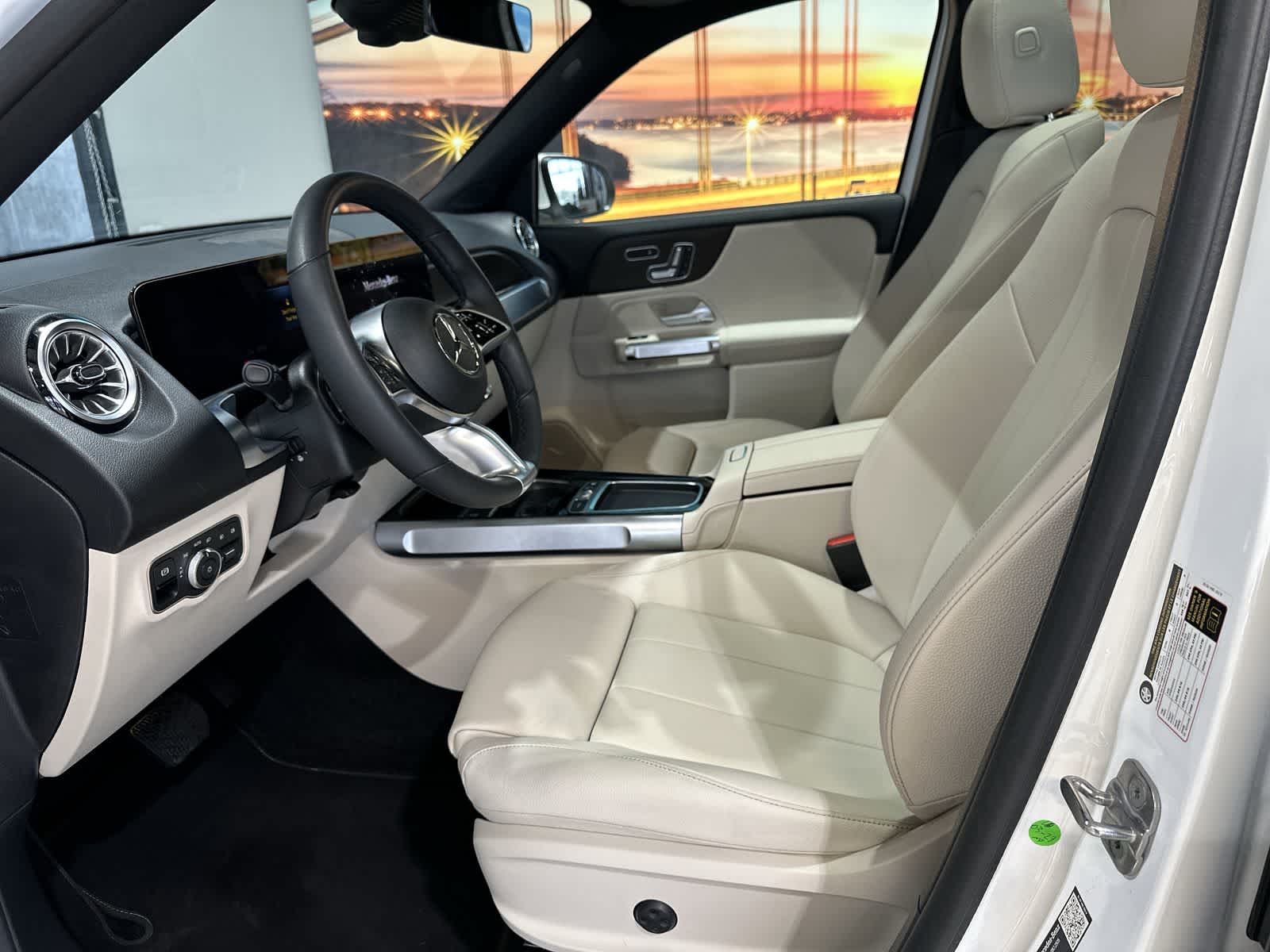 Thumbnail: 2026 Mercedes-Benz GLB - 14