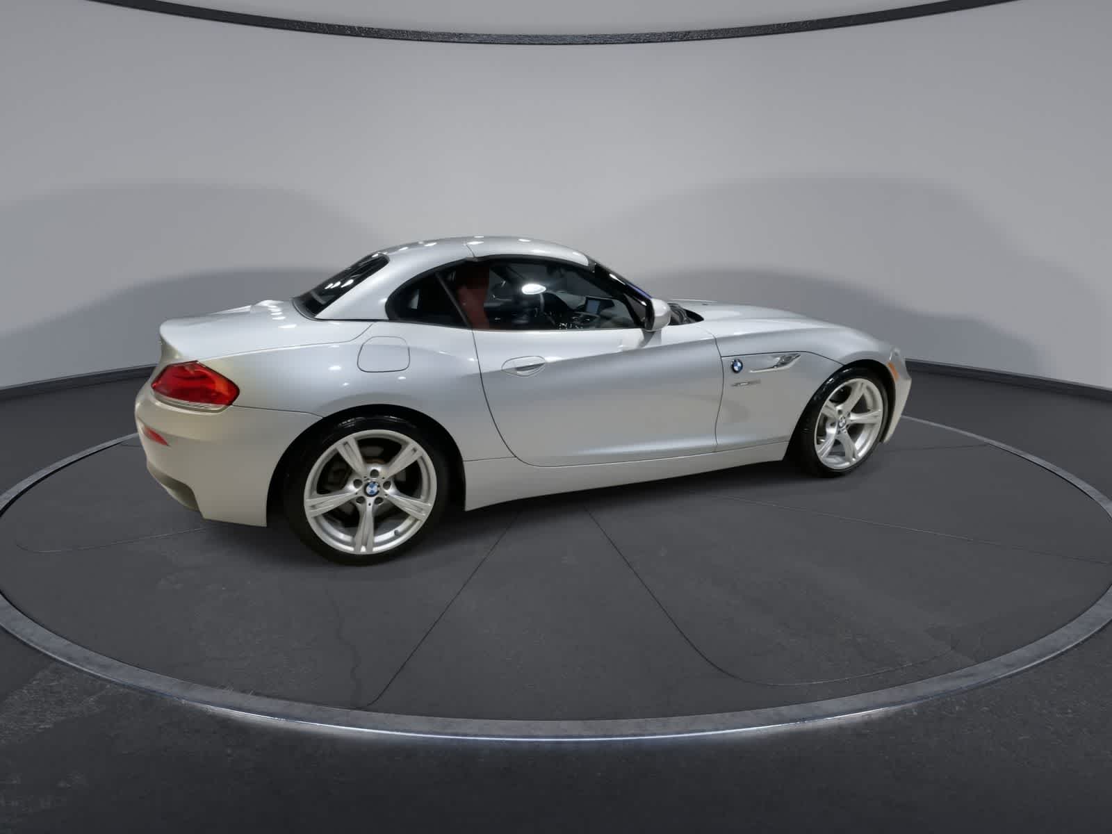 Thumbnail: 2016 BMW Z4 - 13