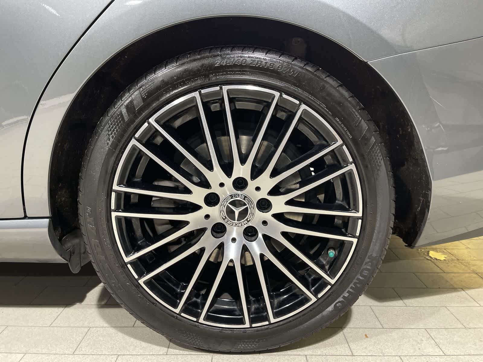 Thumbnail: 2022 Mercedes-Benz C-Class - 20