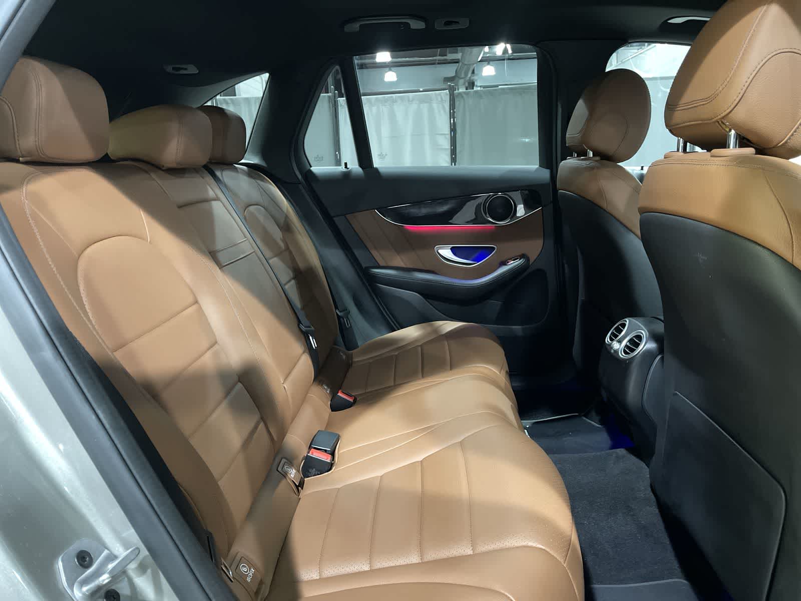 Thumbnail: 2022 Mercedes-Benz GLC - 25