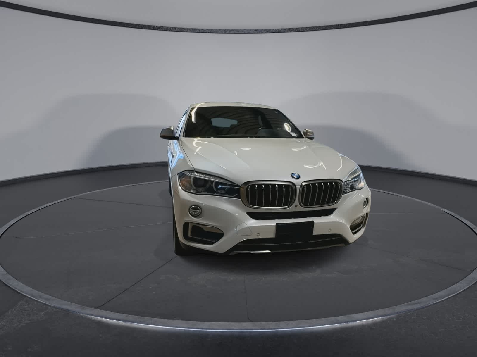 Thumbnail: 2019 BMW X6 - 3