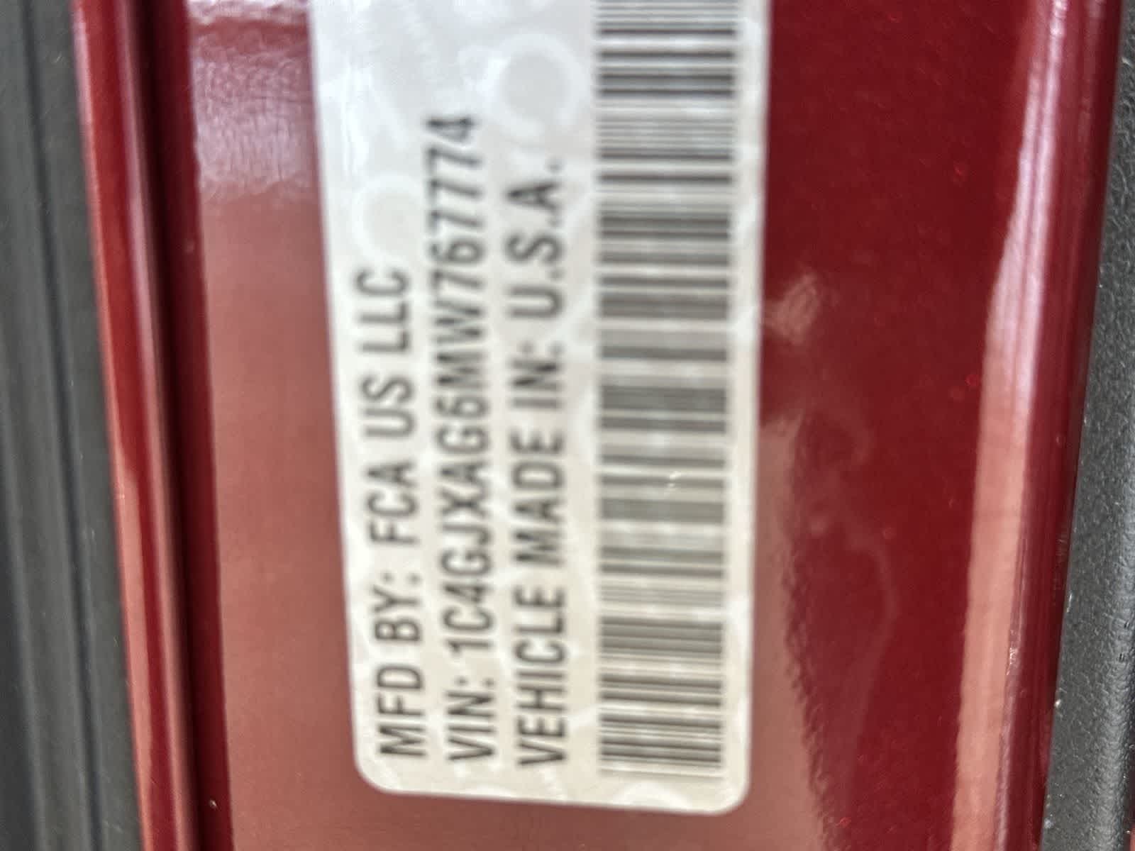 Thumbnail: 2021 Jeep Wrangler - 33