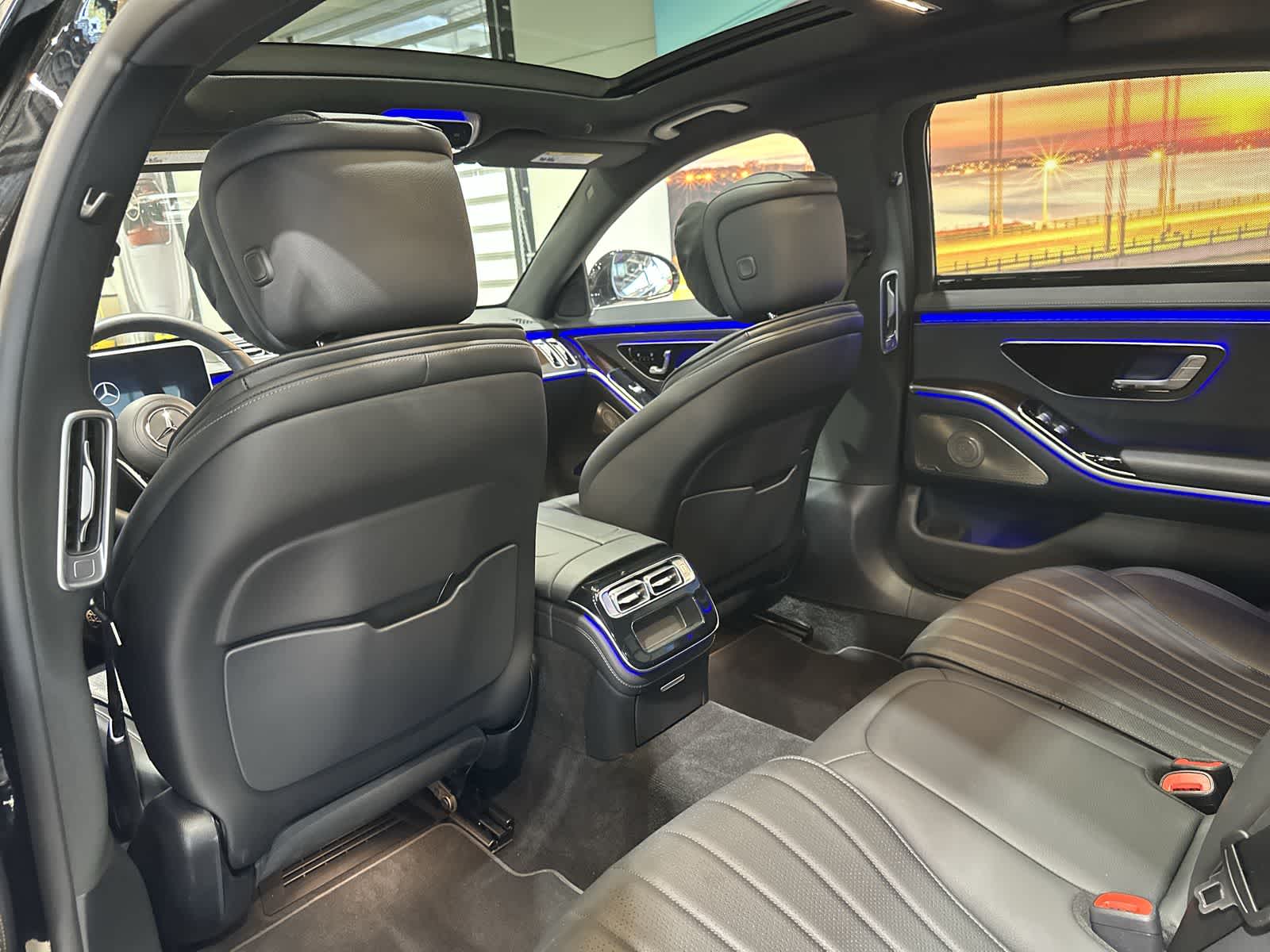 Thumbnail: 2023 Mercedes-Benz S-Class - 24