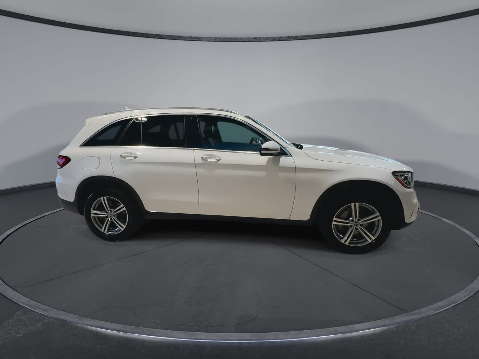 Thumbnail: 2022 Mercedes-Benz GLC - 13