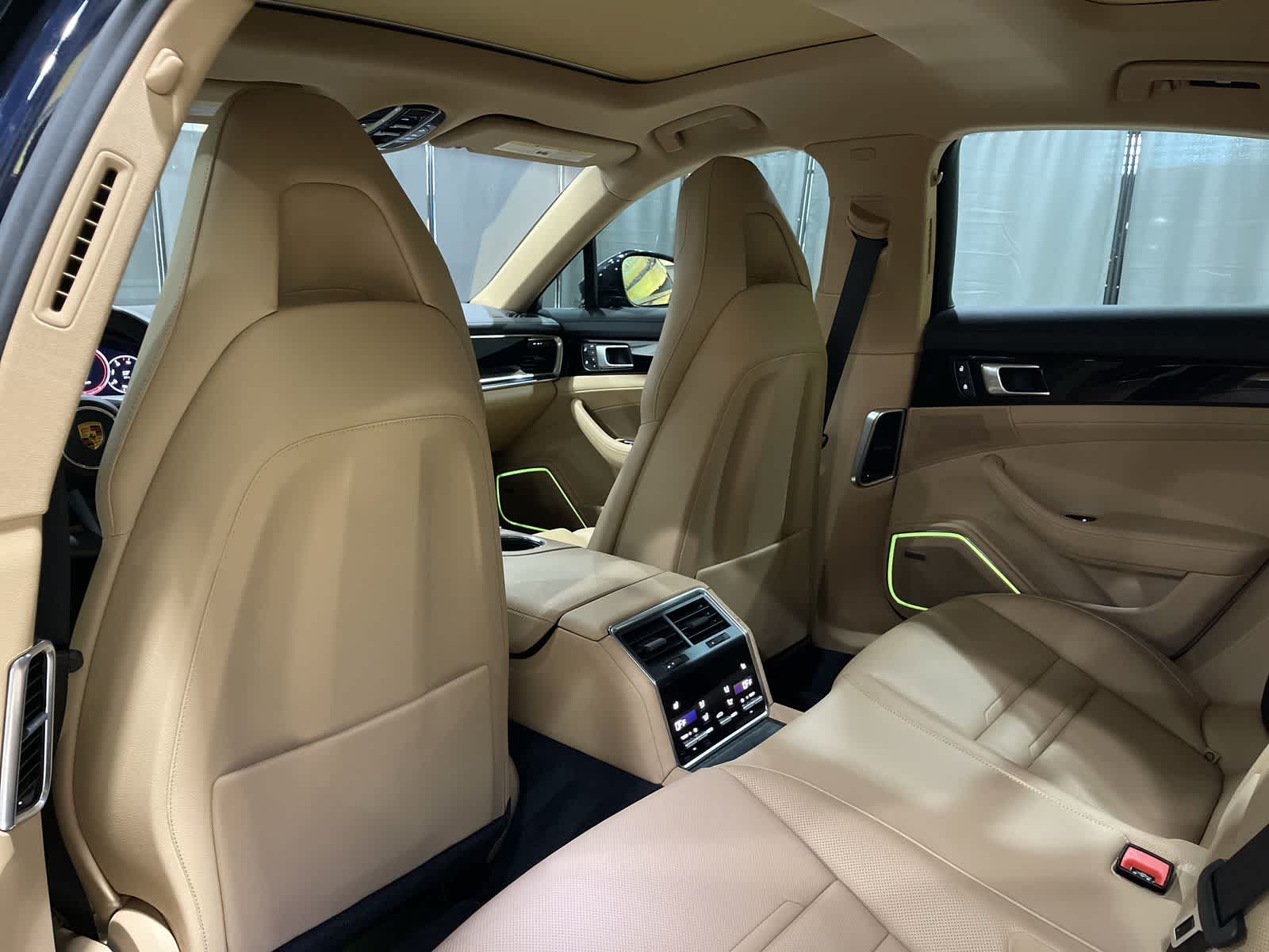 Thumbnail: 2022 Porsche Panamera - 24