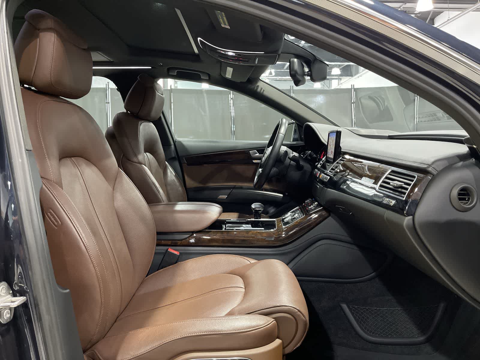Thumbnail: 2015 Audi A8 - 26