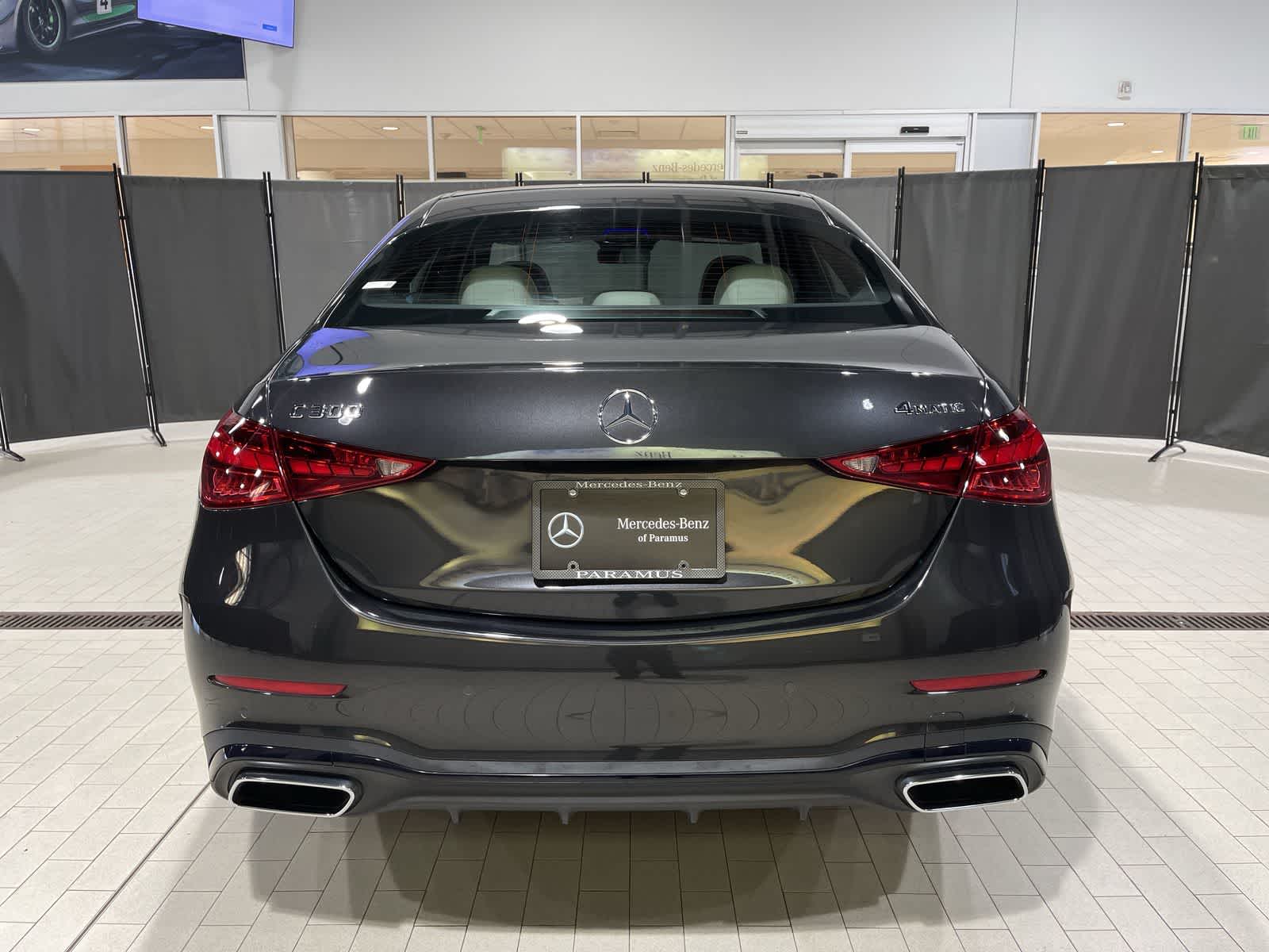 Thumbnail: 2023 Mercedes-Benz C-Class - 17