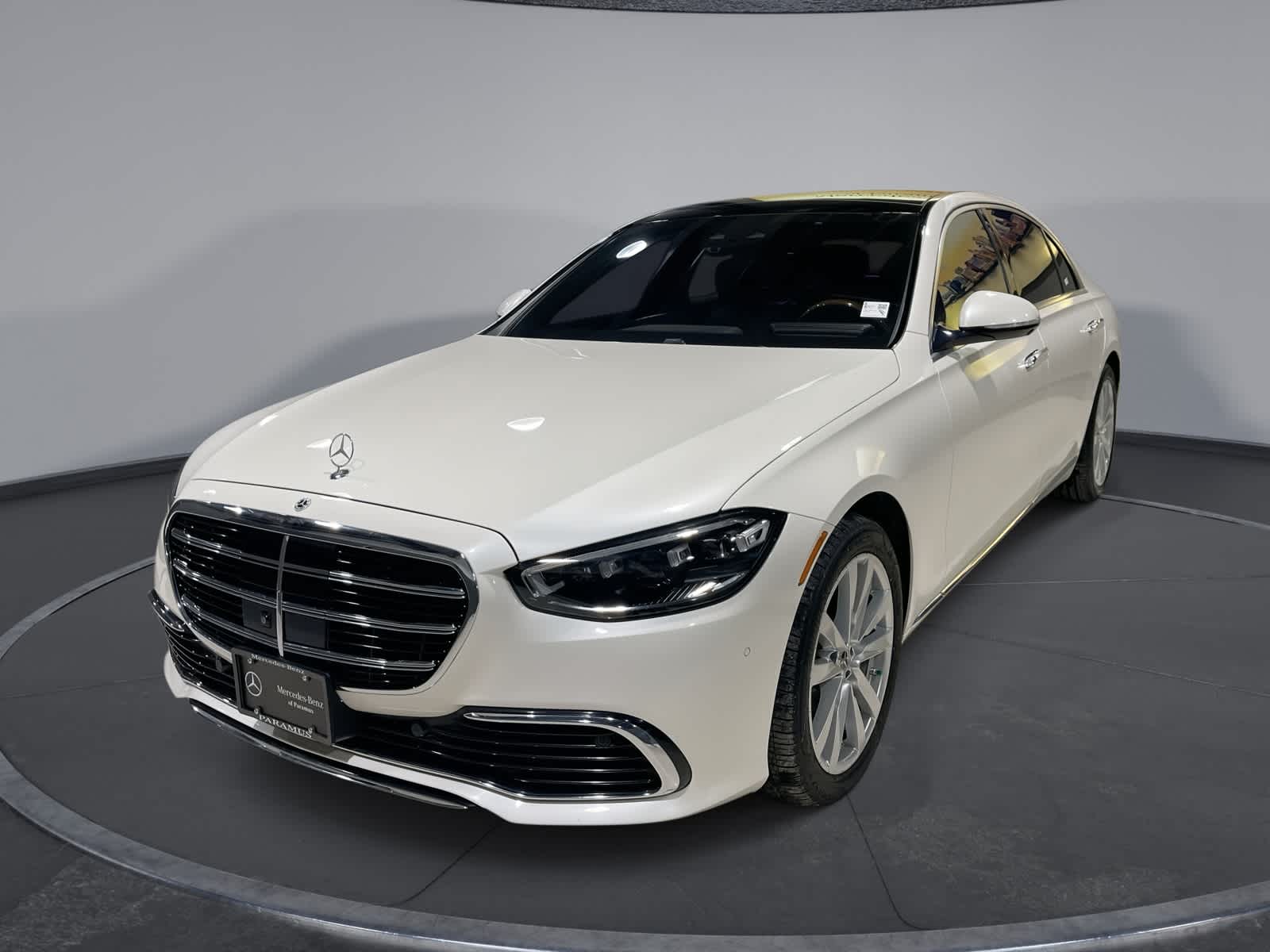 Thumbnail: 2021 Mercedes-Benz S-Class - 1