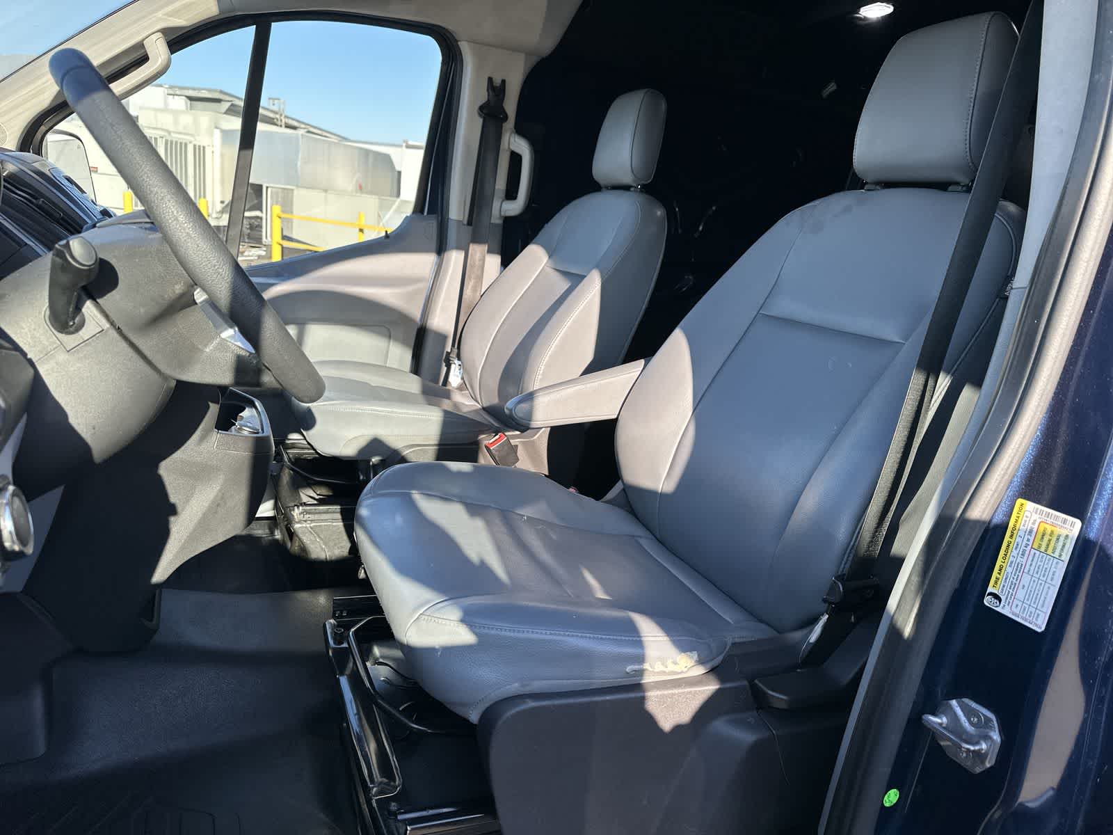 Thumbnail: 2019 Ford Transit Series - 23