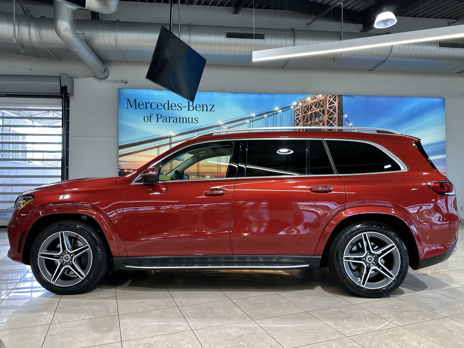 Thumbnail: 2022 Mercedes-Benz GLS - 15