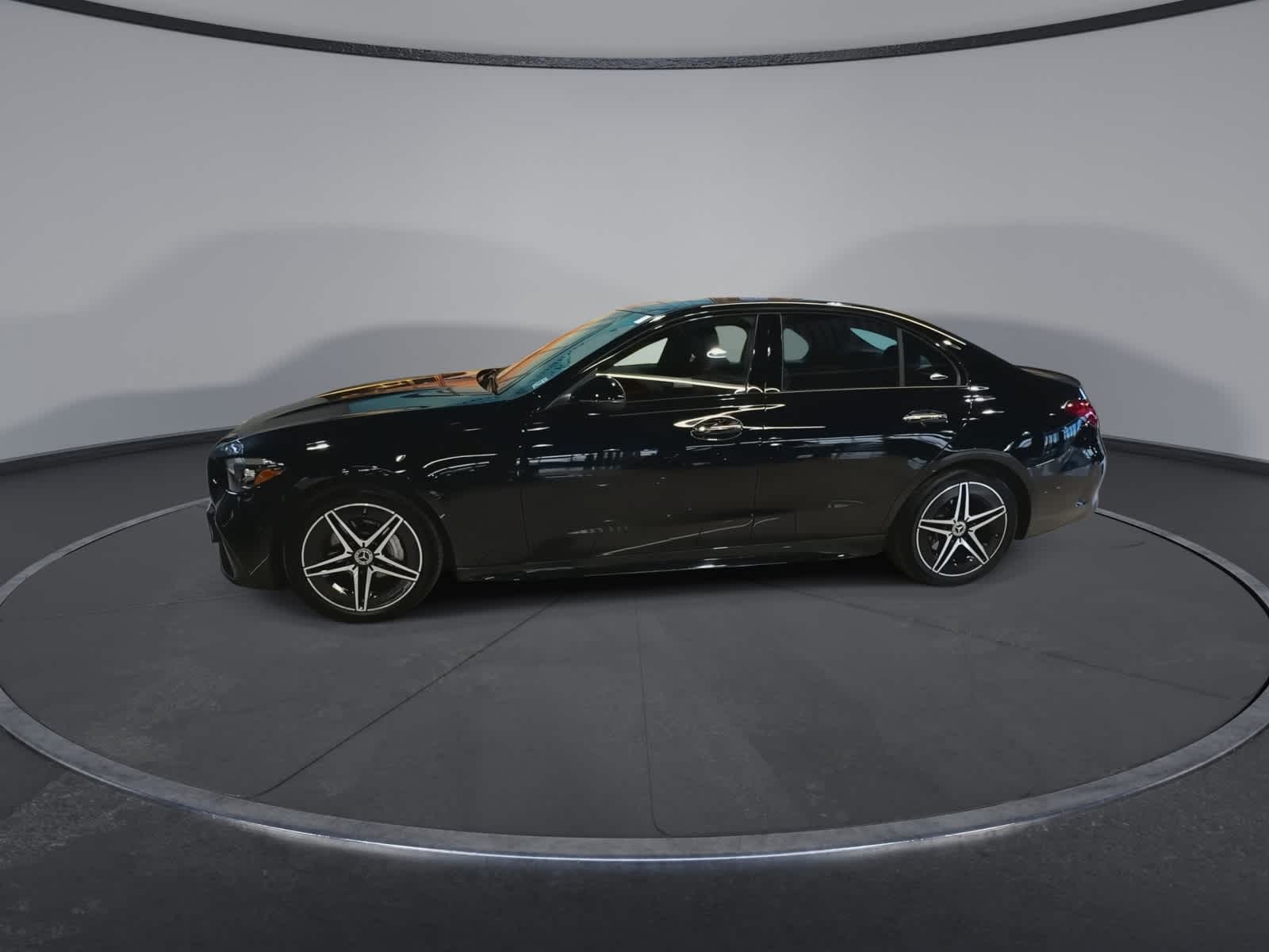 Thumbnail: 2025 Mercedes-Benz C-Class - 6