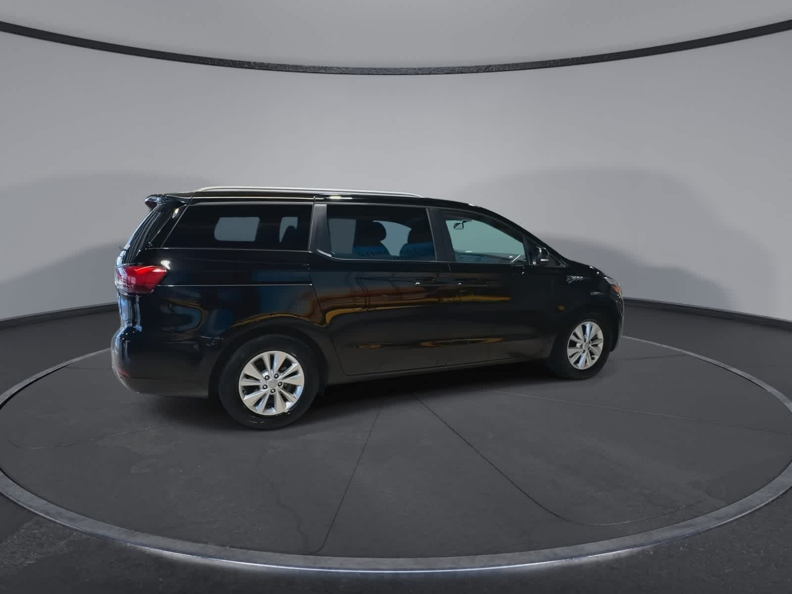 Thumbnail: 2015 Kia Sedona - 12