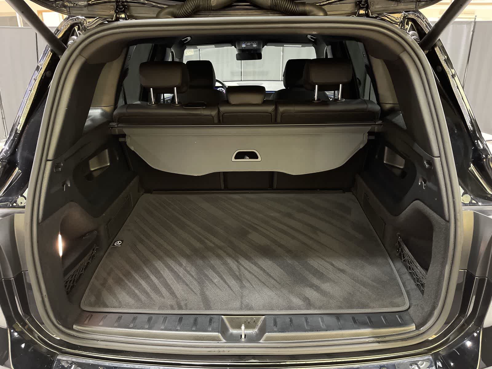 Thumbnail: 2025 Mercedes-Benz GLB - 31