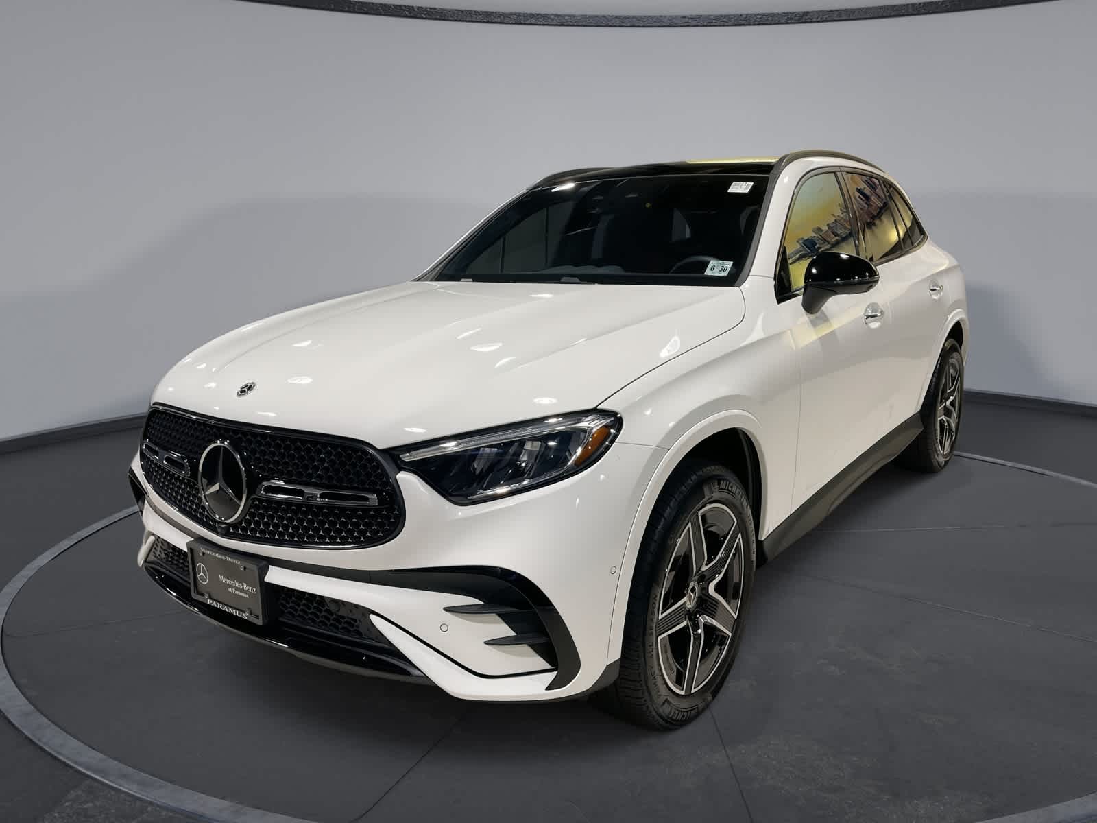 Thumbnail: 2025 Mercedes-Benz GLC - 1