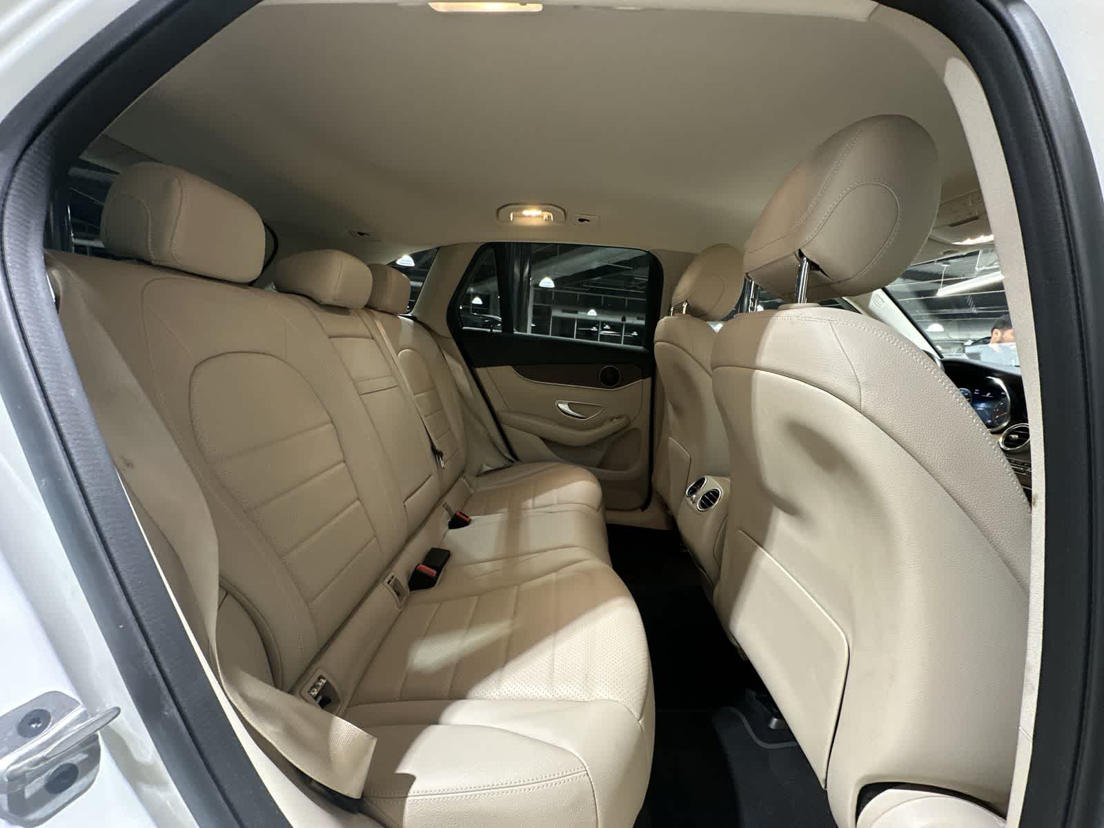 Thumbnail: 2022 Mercedes-Benz GLC - 25