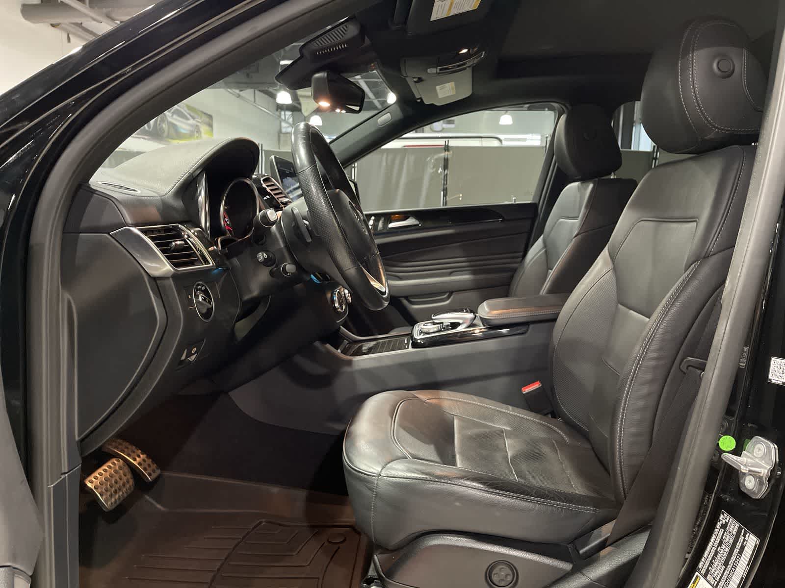 Thumbnail: 2019 Mercedes-Benz GLE - 14