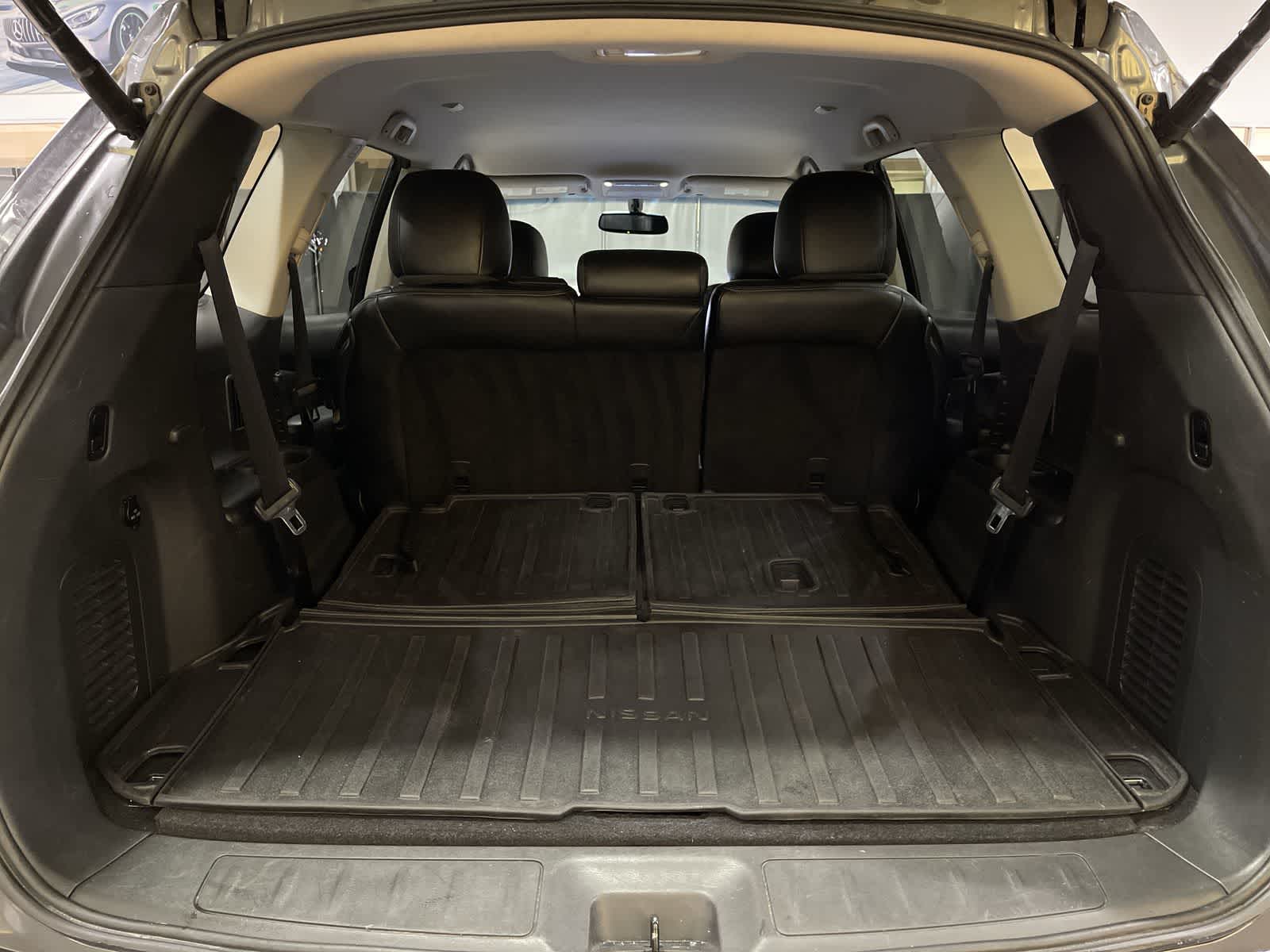 Thumbnail: 2015 Nissan Pathfinder - 30