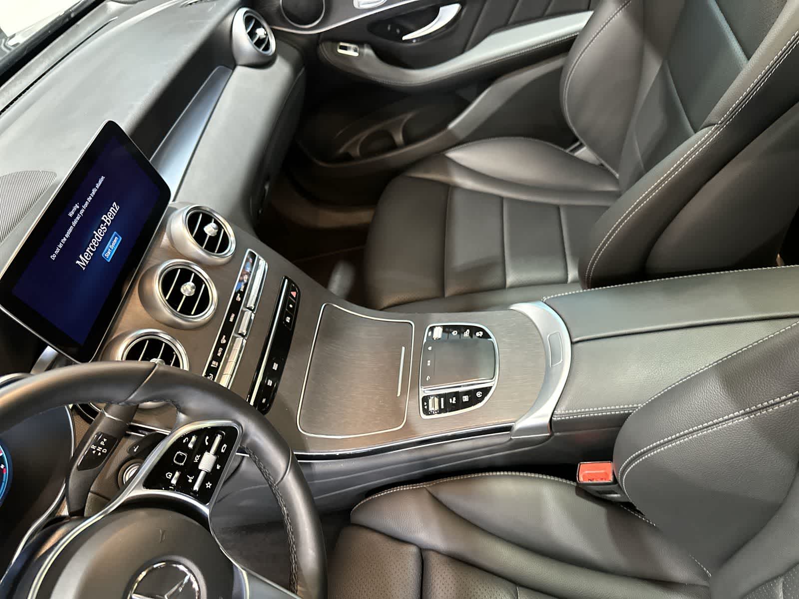 Thumbnail: 2022 Mercedes-Benz GLC - 28