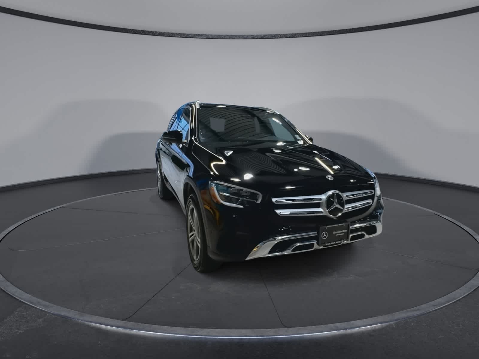 Thumbnail: 2022 Mercedes-Benz GLC - 3