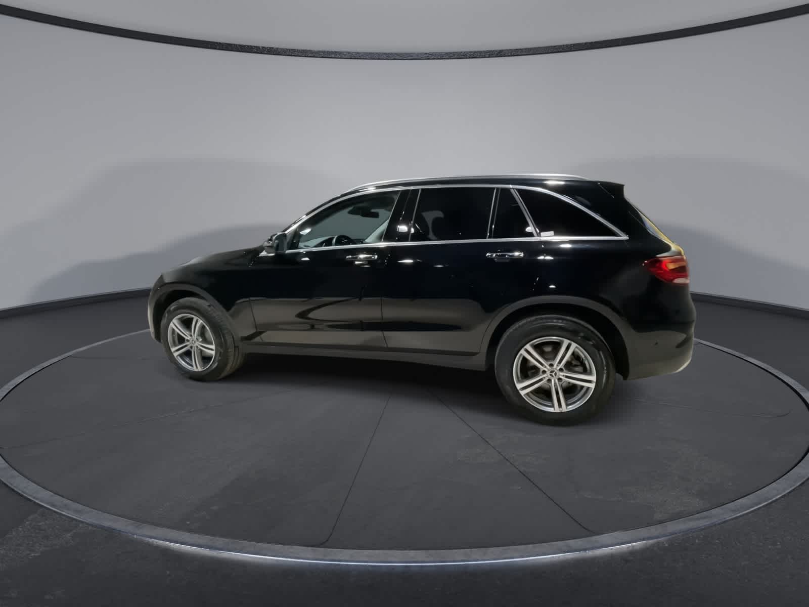 Thumbnail: 2022 Mercedes-Benz GLC - 8