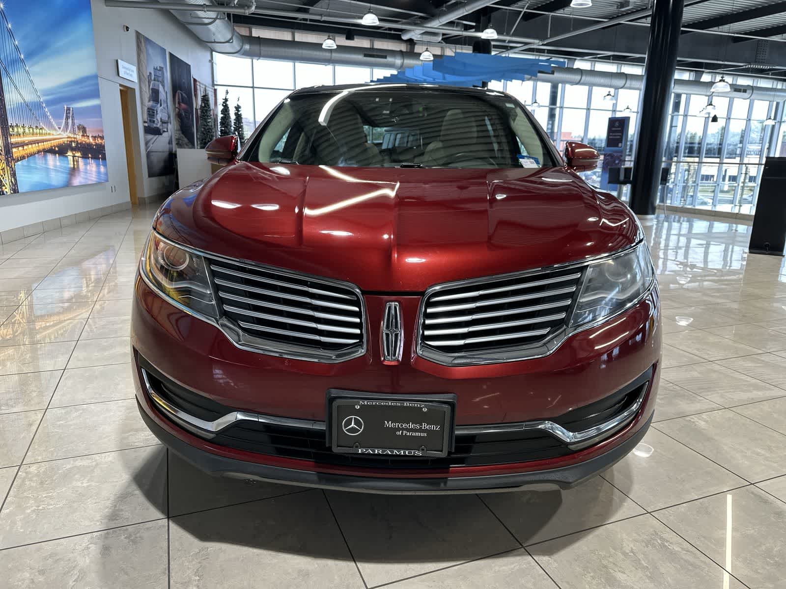 Thumbnail: 2016 Lincoln MKX - 18