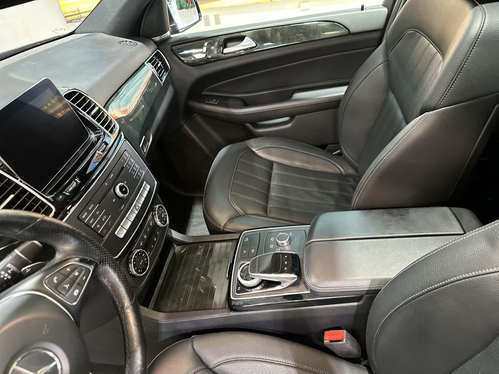 Thumbnail: 2018 Mercedes-Benz GLE - 28