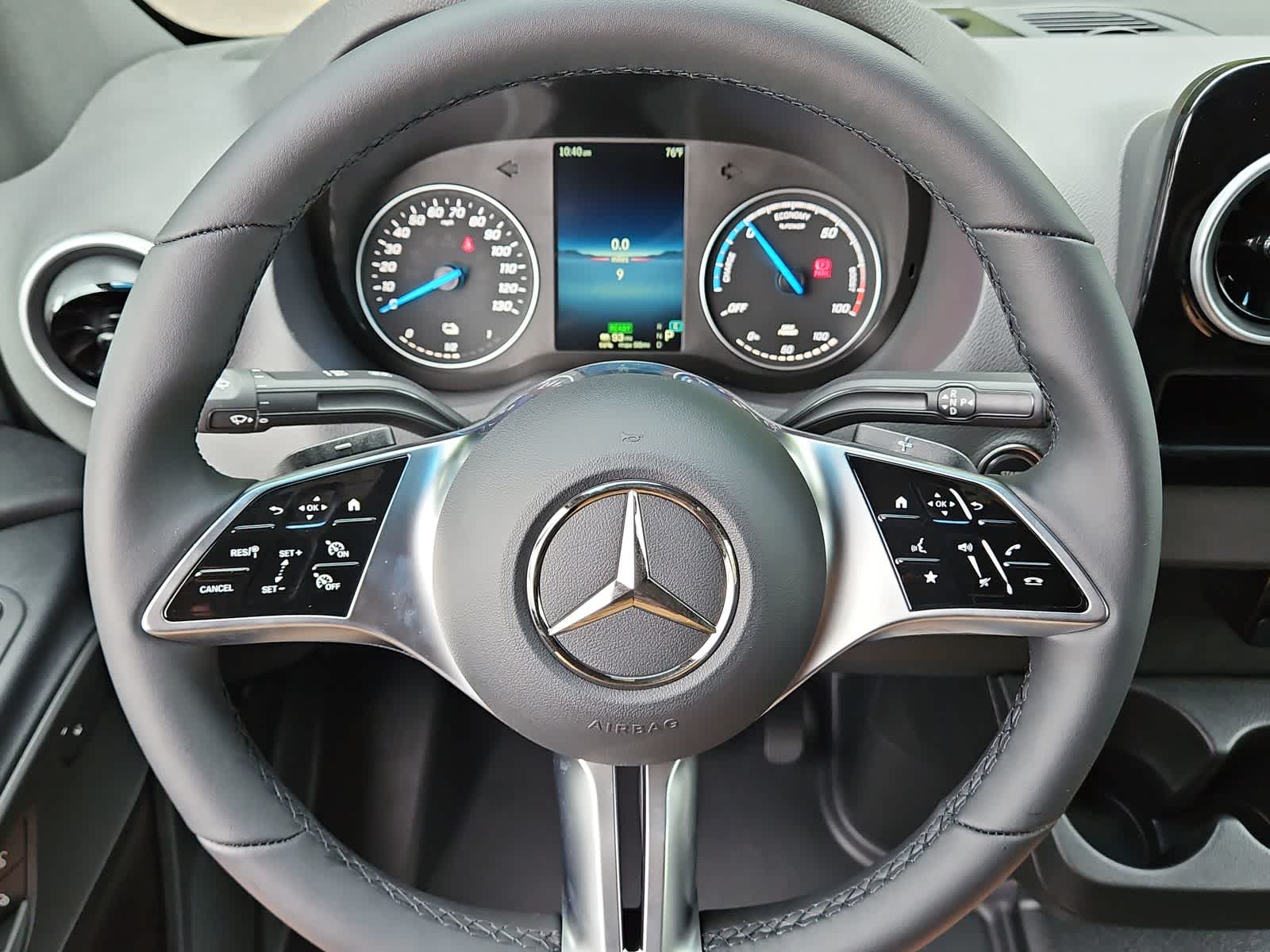 Thumbnail: 2024 Mercedes-Benz eSprinter - 14