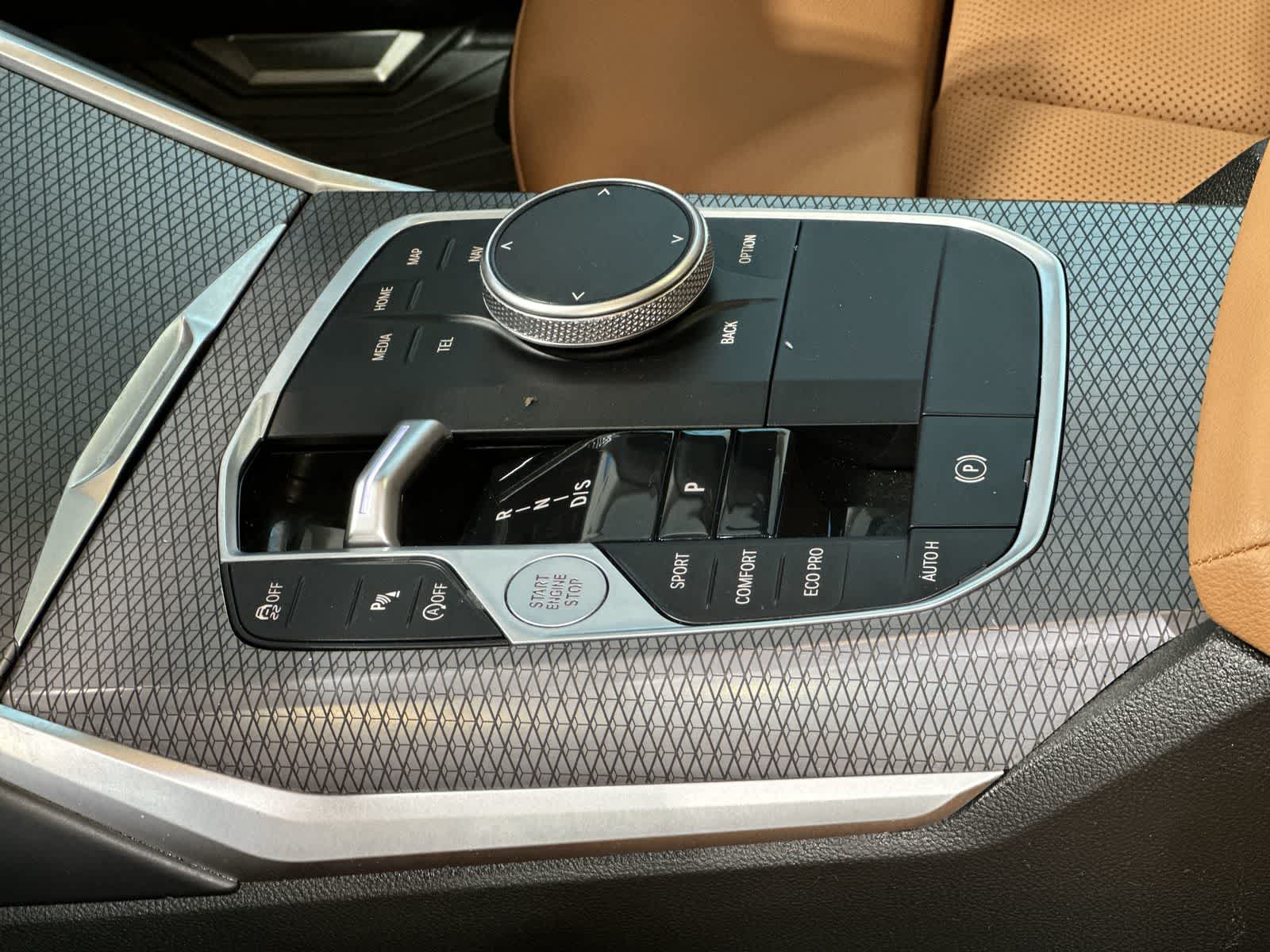 Thumbnail: 2025 BMW 3 Series - 29