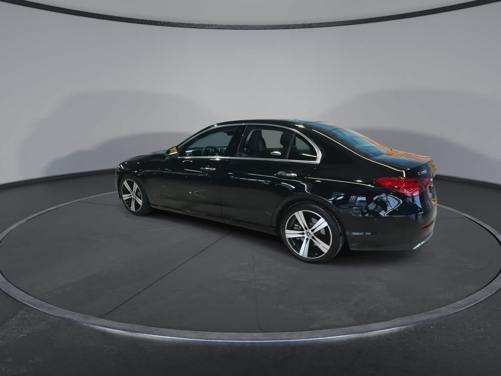 Thumbnail: 2025 Mercedes-Benz C-Class - 8