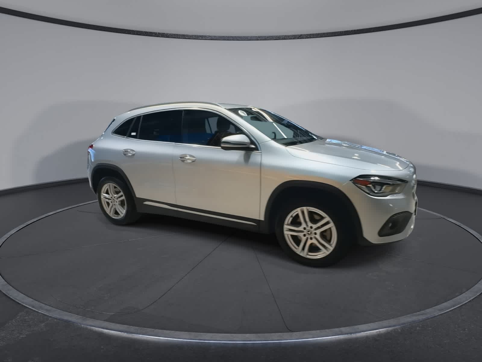 Thumbnail: 2022 Mercedes-Benz GLA - 2