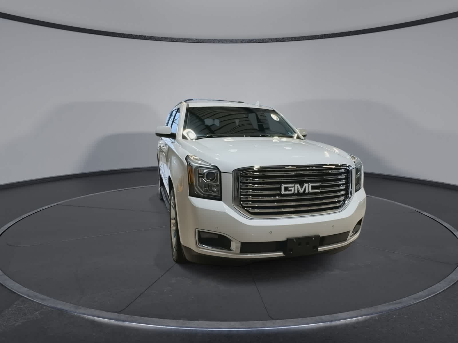 Thumbnail: 2018 GMC Yukon - 3