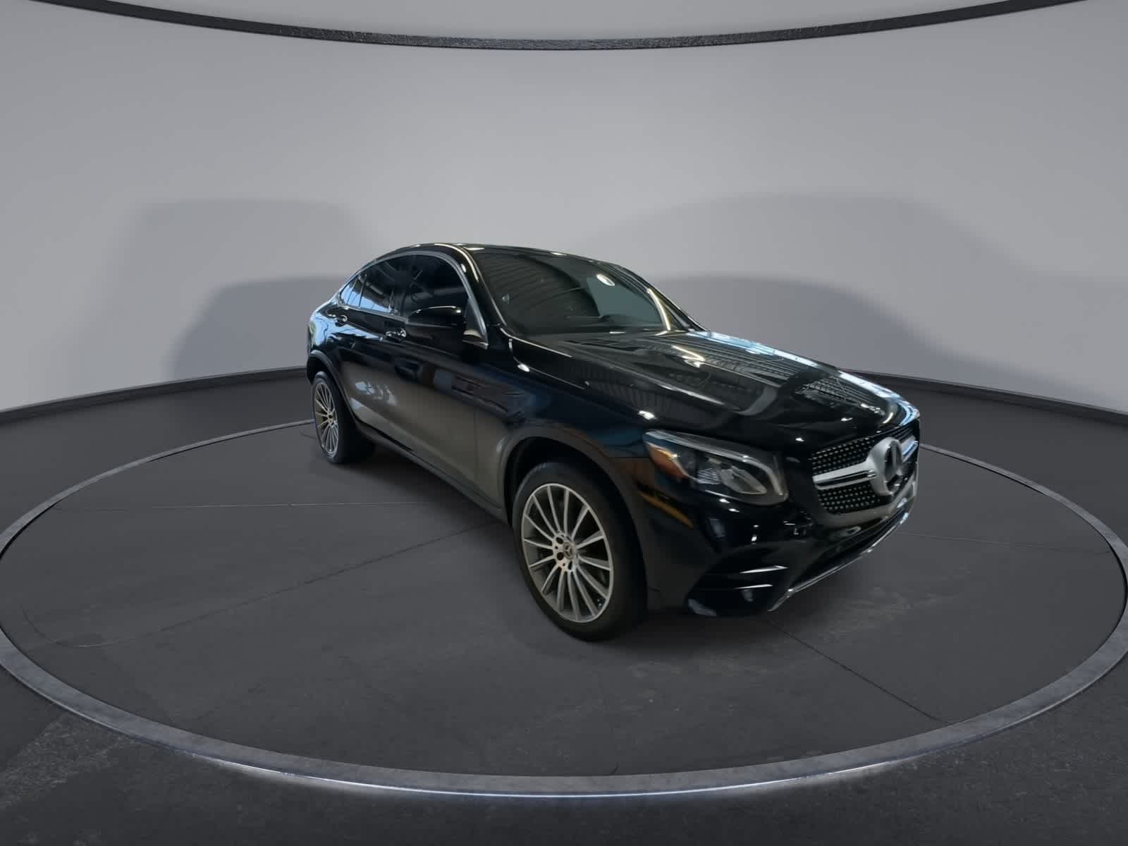 Thumbnail: 2019 Mercedes-Benz GLC - 2