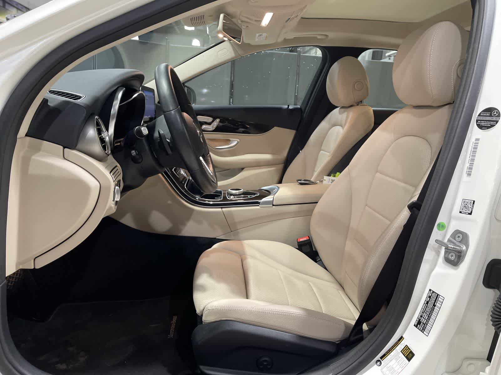 Thumbnail: 2020 Mercedes-Benz C-Class - 23