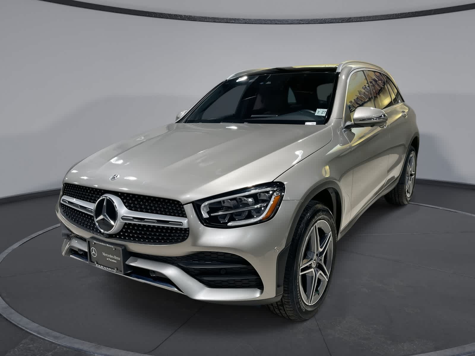 Thumbnail: 2022 Mercedes-Benz GLC - 1