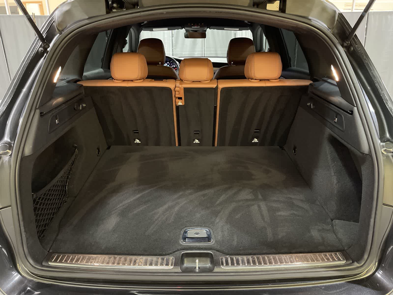 Thumbnail: 2022 Mercedes-Benz GLC - 31