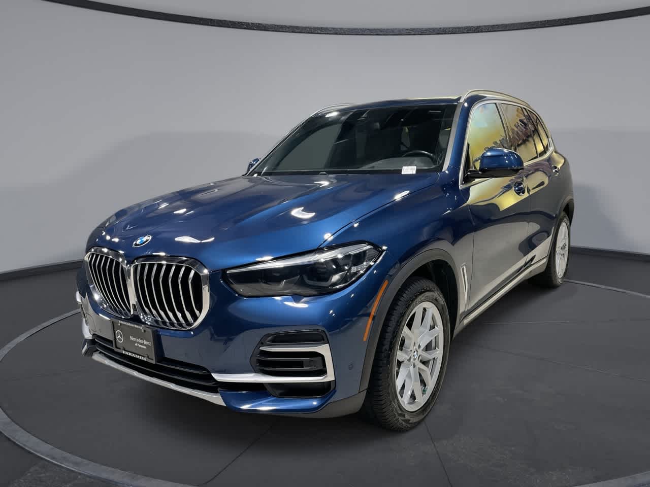Thumbnail: 2023 BMW X5 - 1